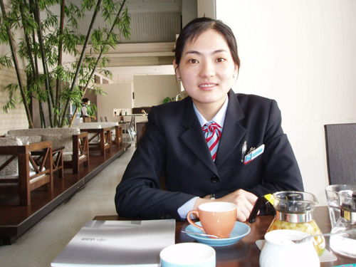 郑州丹尼斯百货一楼楼层处长李莉访谈